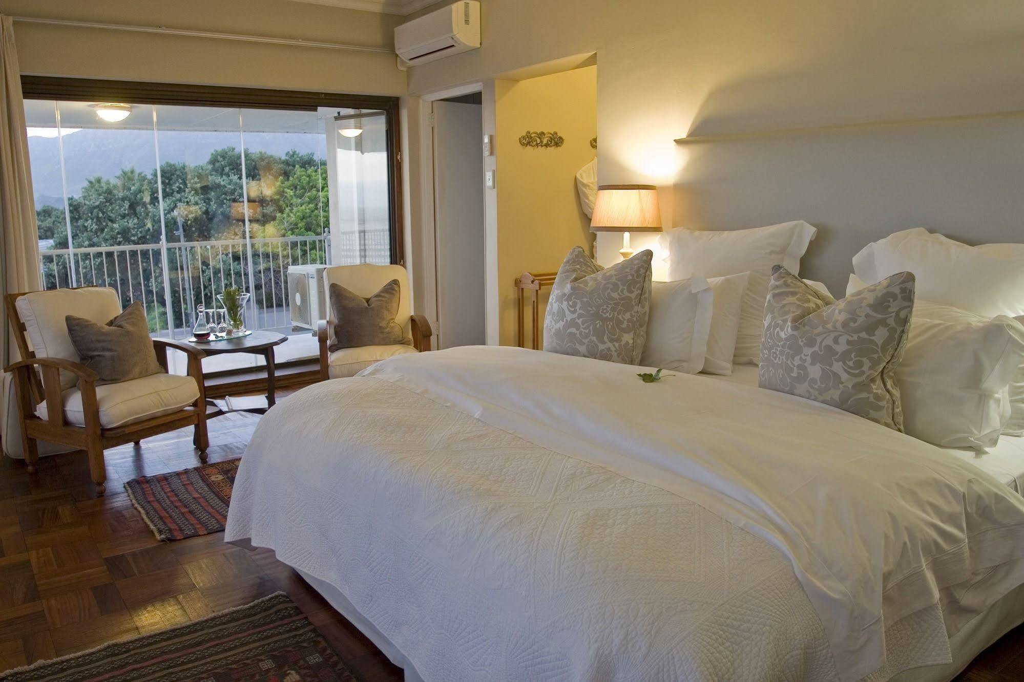 Hermanus Beach Villa Екстер'єр фото