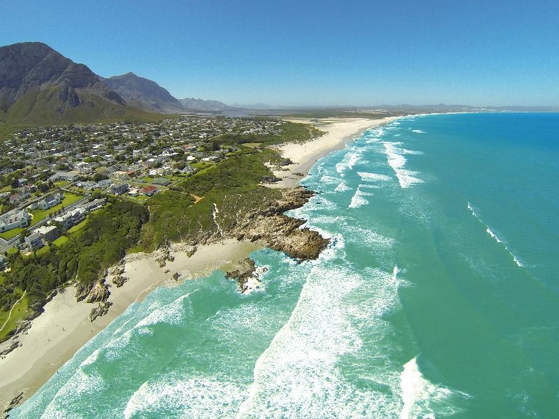 Hermanus Beach Villa Екстер'єр фото