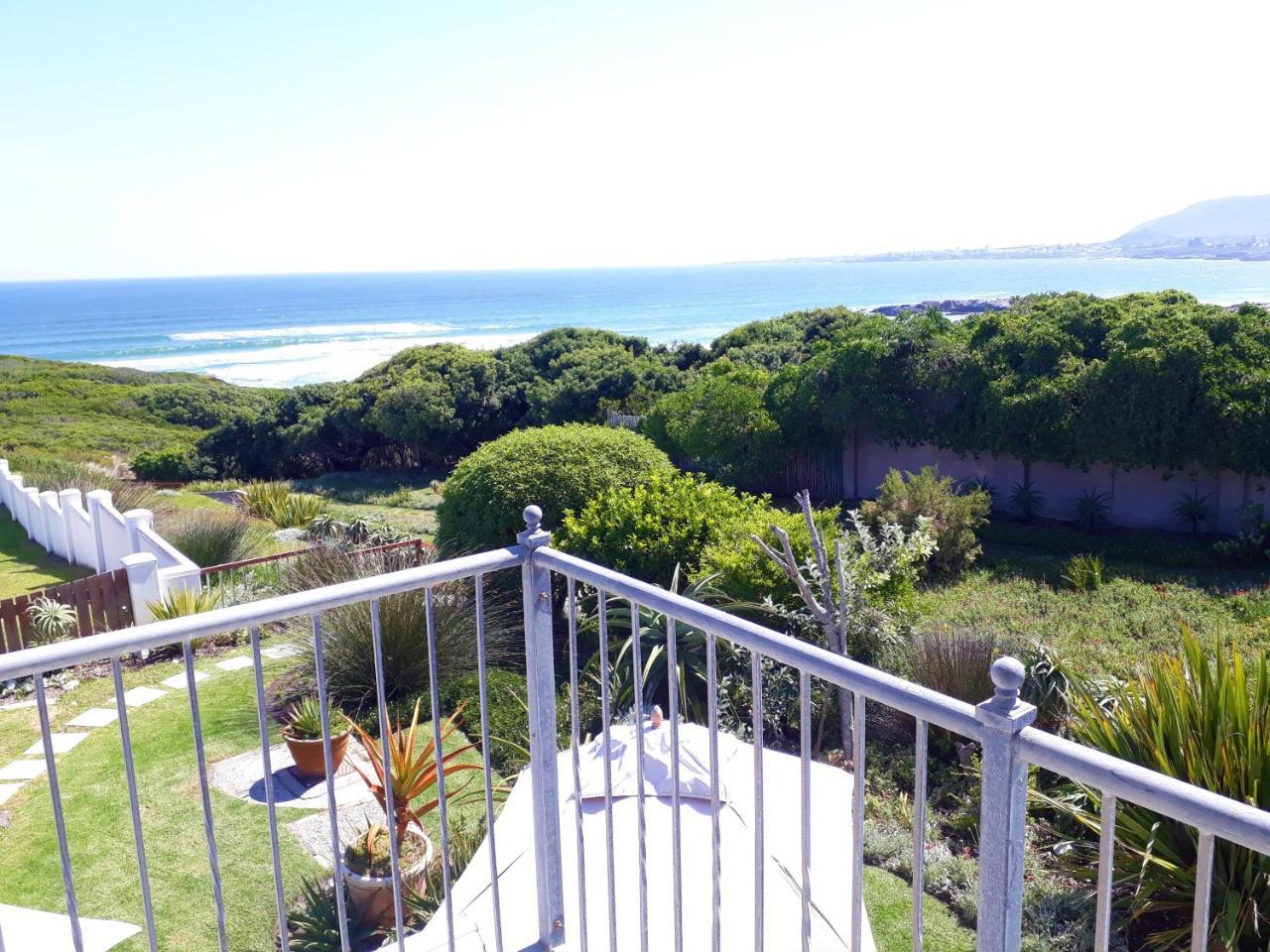 Hermanus Beach Villa Екстер'єр фото