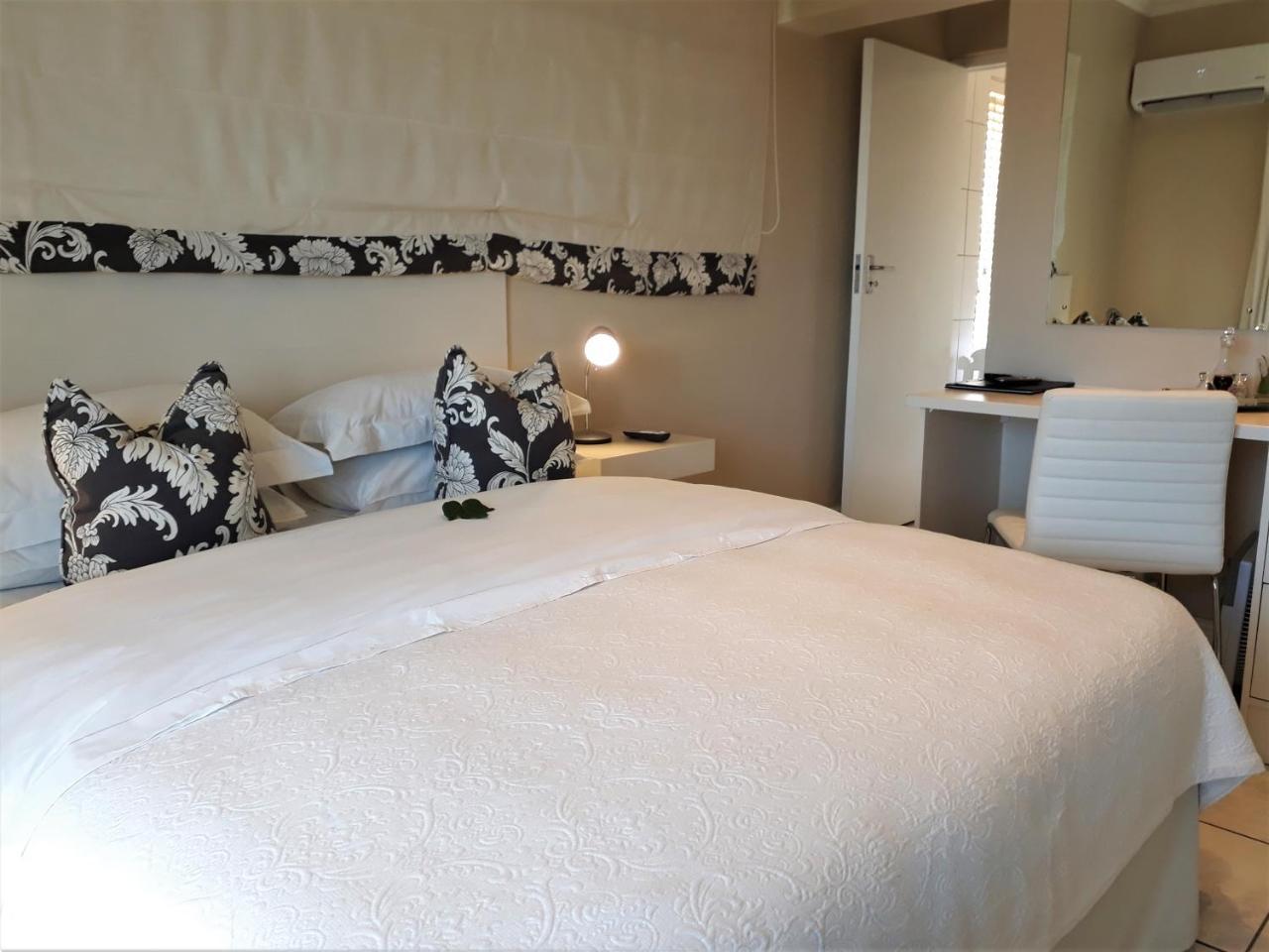 Hermanus Beach Villa Екстер'єр фото